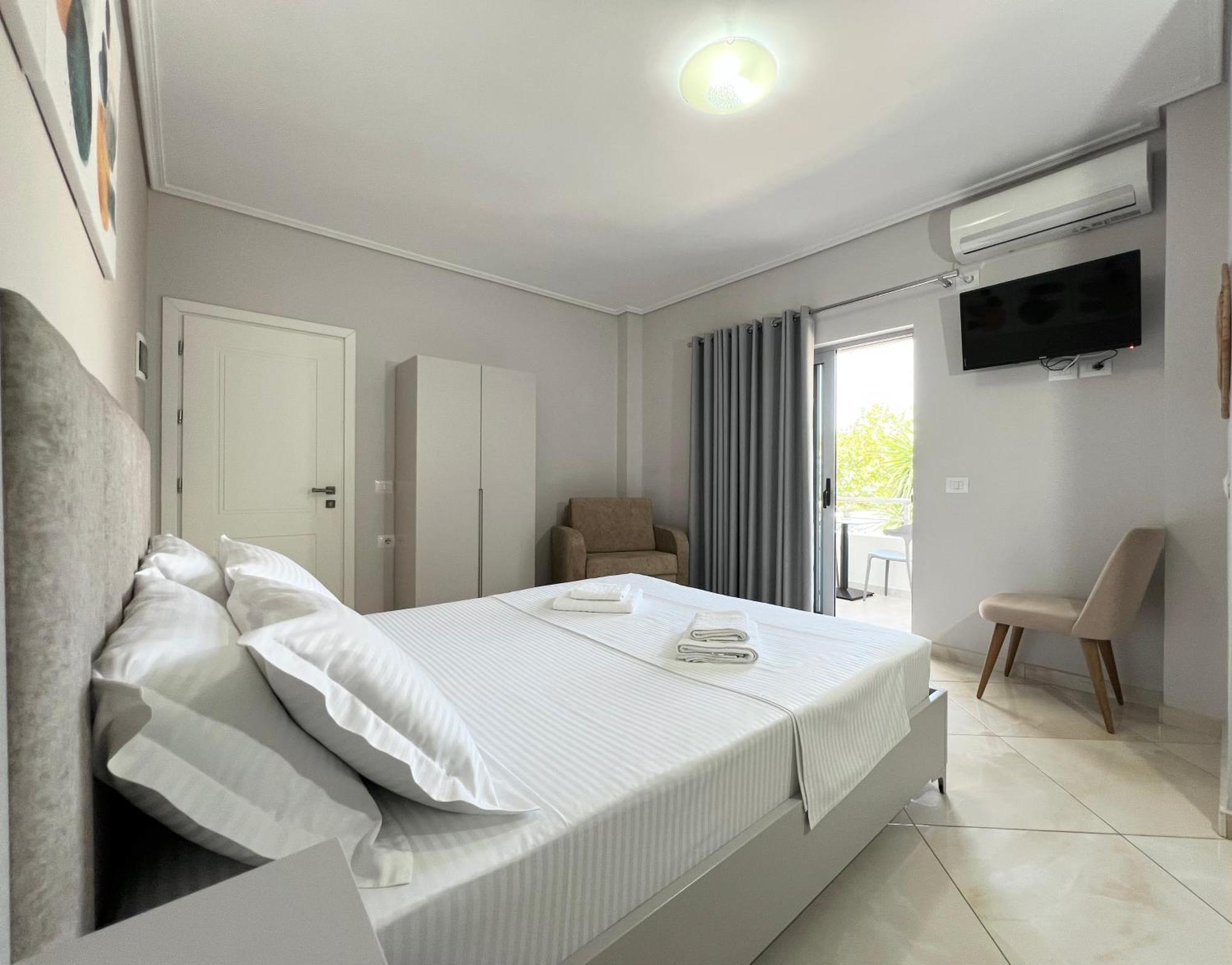 Prestige Home Ksamil Luaran gambar